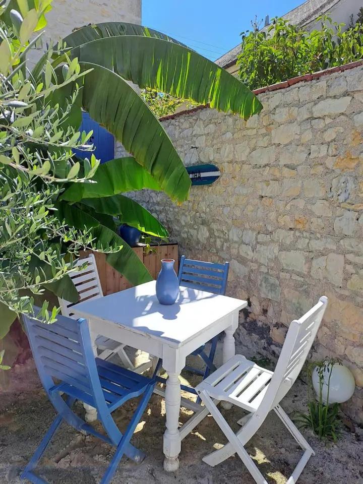 בורז'ה Chambre Bleue Avec Acces Plage מראה חיצוני תמונה